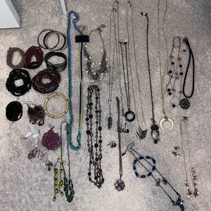 Huge jewelry lot